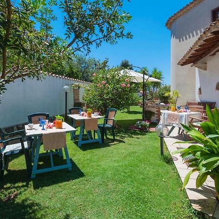 Bed and Breakfast Le Quattro Mura Pula Exterior foto