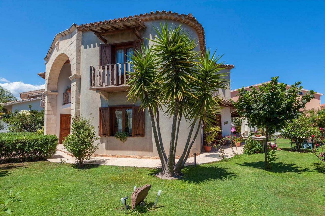Bed and Breakfast Le Quattro Mura Pula Exterior foto